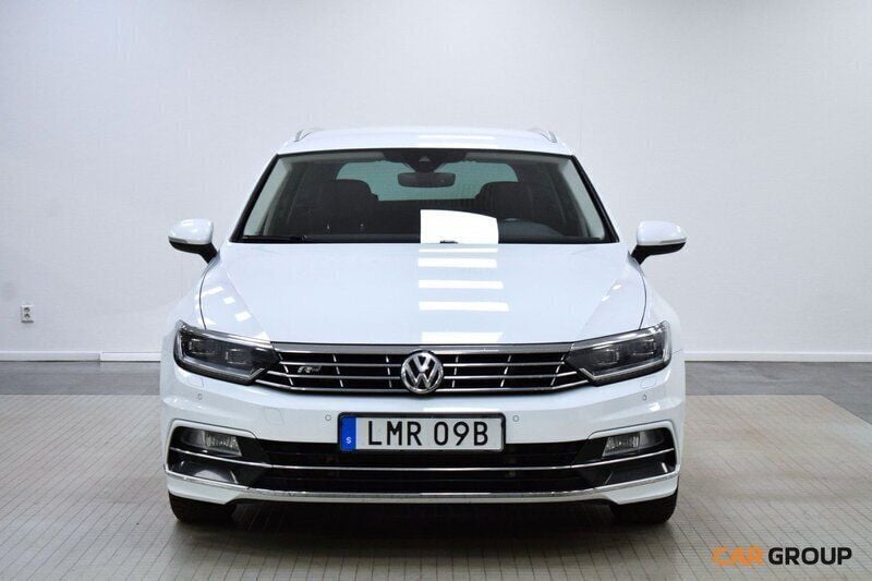 Vit Begagnad 2019 VW Passat GT Kombi | 229 900 kr (Lite dyr) - Bild 1/3