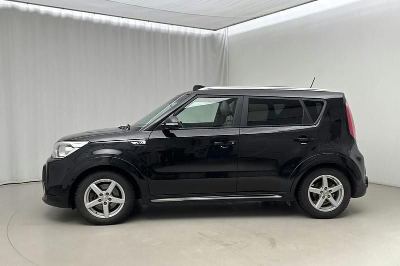 Begagnad Kia Soul 132 HK (97 kW) 2015 Svart SUV