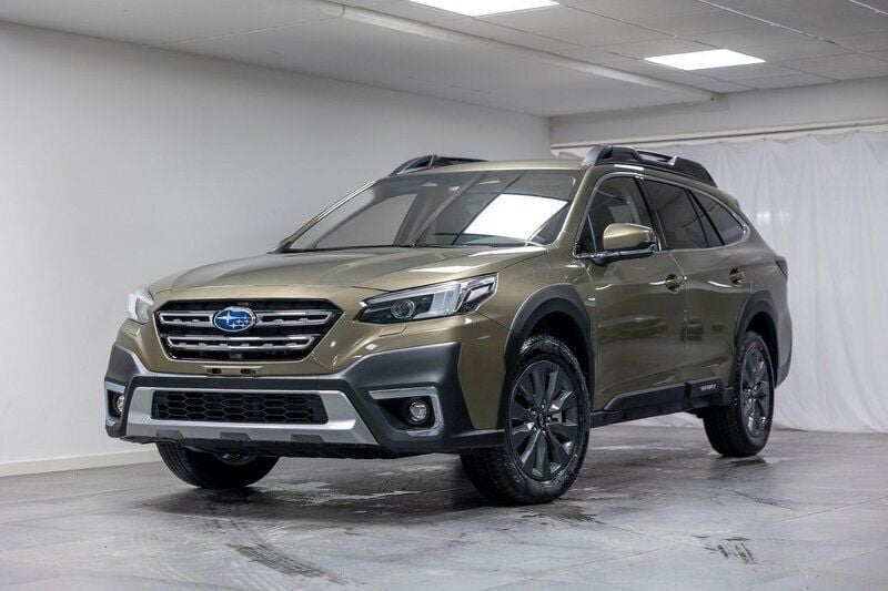 Grön (autumn green metallic) Ny 2024 Subaru Outback SUV | 419 700 kr - Bild 1/4