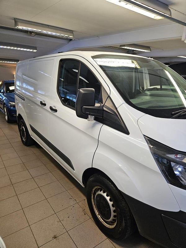 Begagnad Ford Transit Custom 100 HK (73 kW) 2015