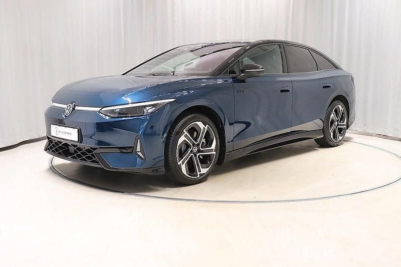 Blå Ny 2025 VW ID.7 GTX Halvkombi | 665 000 kr (Bra pris) - Bild 1/4