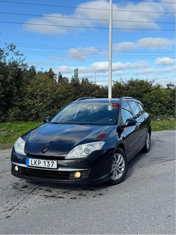 Svart Begagnad 2008 Renault Laguna GrandTour Kombi | 33 000 kr (Dyr) - Bild 1/4