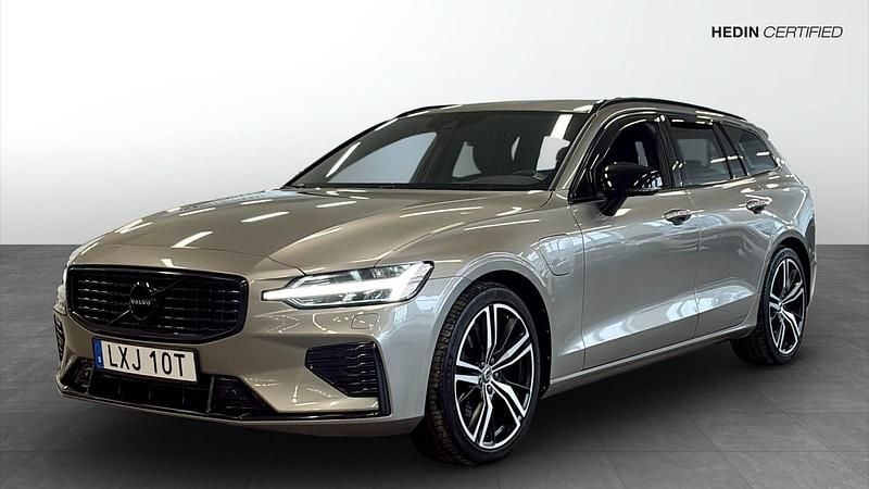 Begagnad Volvo V60 R-Design 340 HK (250 kW) 2020 Grå Kombi