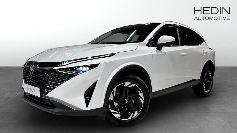 Vit Ny 2025 Nissan Qashqai 360º SUV | 353 500 kr (Marknadspris) - Bild 1/4
