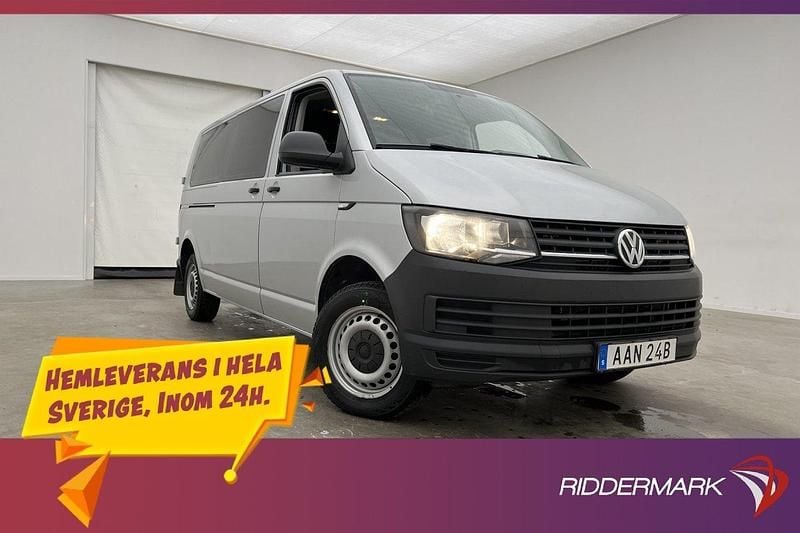 Silver Begagnad 2018 VW Caravelle Minibuss | 314 800 kr (Marknadspris) - Bild 1/3