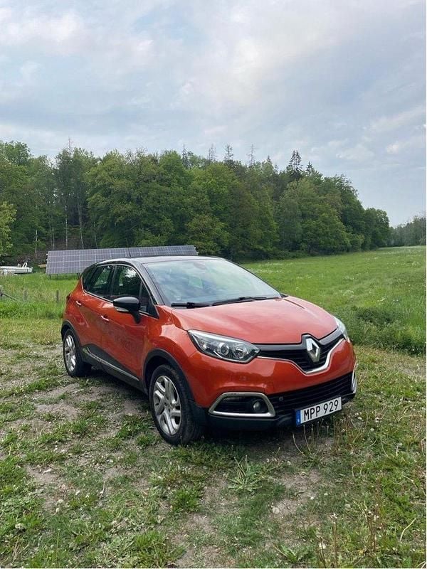 Begagnad 2015 Renault Captur SUV | 80 000 kr (Marknadspris) - Bild 1/4
