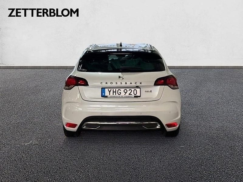 Begagnad DS Automobiles DS4 120 HK (88 kW) 2016 Vit Halvkombi