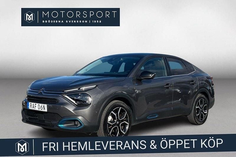 Grå Begagnad 2022 Citroën e-C4 Exclusive Sedan | 229 900 kr (Marknadspris) - Bild 1/3
