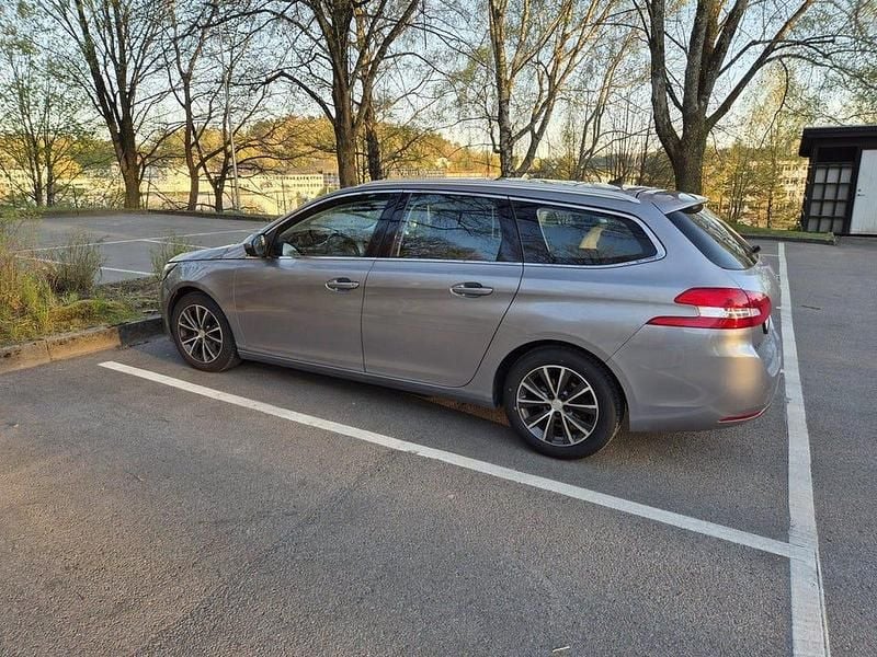 Begagnad 2015 Peugeot 308 SW Allure Kombi | 80 000 kr (Bra pris) - Bild 1/4