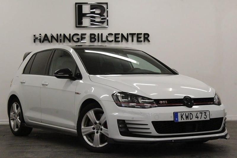 Begagnad VW Golf VII GTI 230 HK (169 kW) 2016 Vit