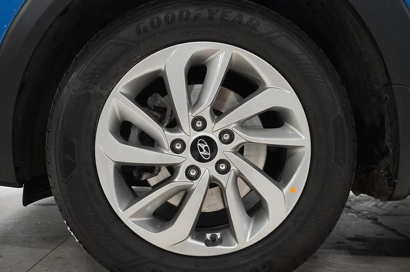 Begagnad Hyundai Tucson Comfort 177 HK (130 kW) 2016 Ljusblå SUV