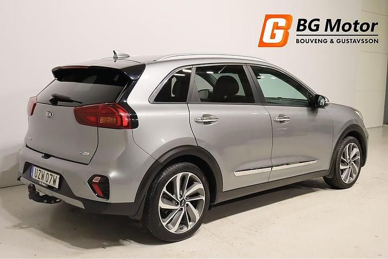 Begagnad Kia Niro Advance 105 HK (77 kW) 2019 Grå SUV