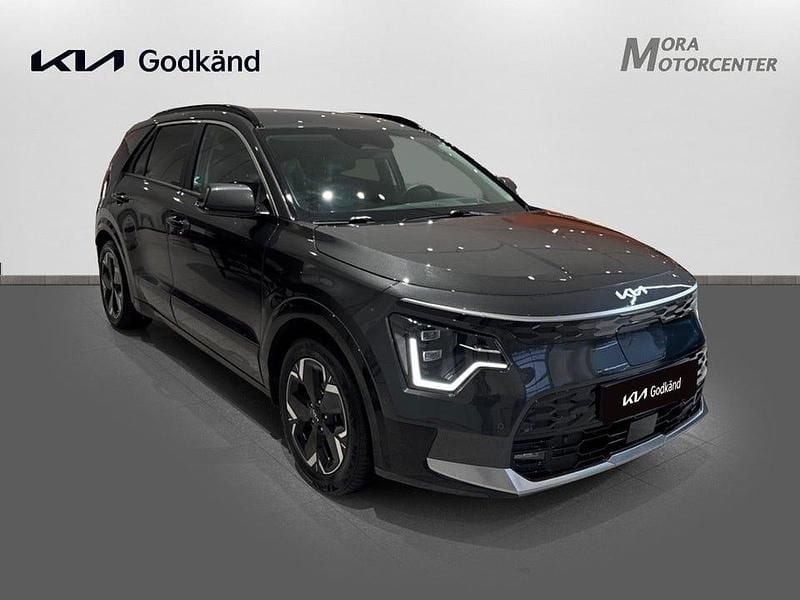 Begagnad Kia e-Niro Advance 150 kW (204 HK) 2022 Grå SUV