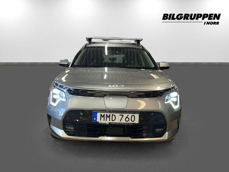 Begagnad Kia e-Niro Advance 150 kW (204 HK) 2023 Grå SUV