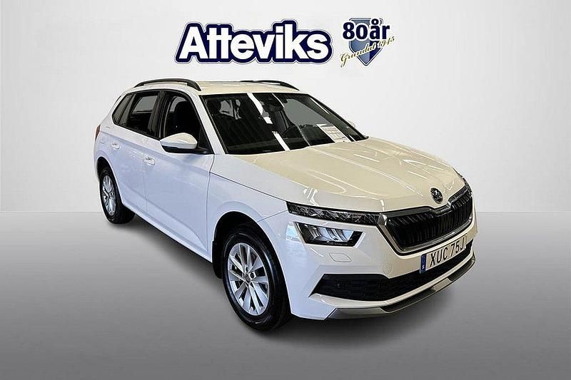 Vit Begagnad 2023 Skoda Kamiq SUV | 189 900 kr (Superpris) - Bild 1/4