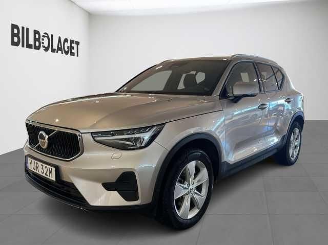 Begagnad 2024 Volvo XC40 SUV | 349 800 kr (Marknadspris) - Bild 1/4