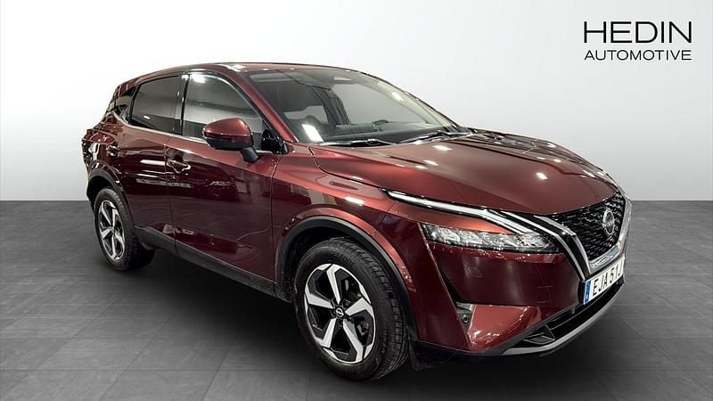 Begagnad Nissan Qashqai N-Connecta 158 HK (116 kW) 2023 Röd SUV