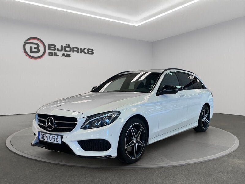 Vit Begagnad 2016 Mercedes C200 AMG Kombi | 228 500 kr (Marknadspris) - Bild 1/2
