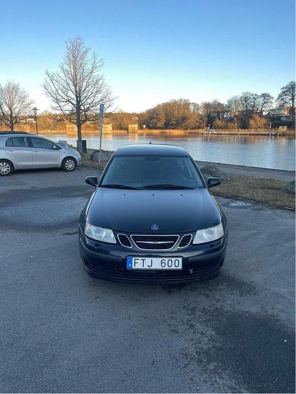 Svart Begagnad 2007 Saab 9-3 Linear Kombi | 30 000 kr (Bra pris) - Bild 1/4