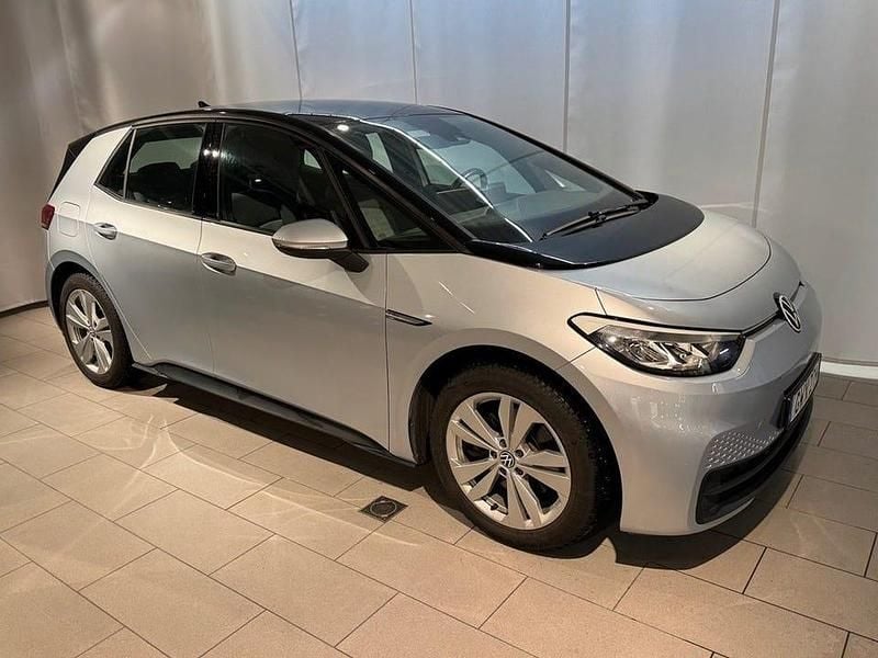 Begagnad VW ID.3 Pro Performance 150 kW (204 HK) 2021 Silver Halvkombi