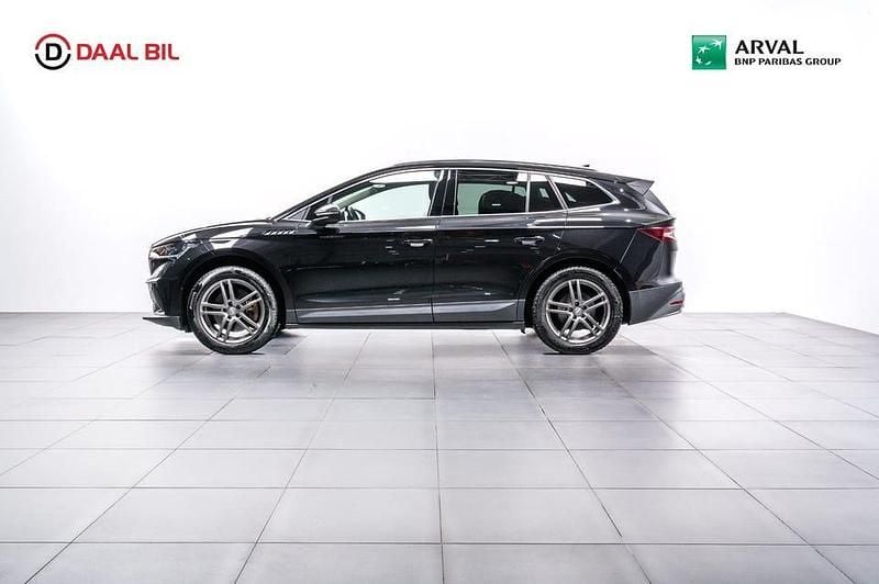 Begagnad Skoda Enyaq iV 150 kW (204 HK) 2022 Svart SUV