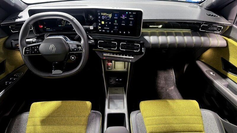 Ny Renault R5 Iconic 110 kW (150 HK) 2025 Blå (blue) Halvkombi