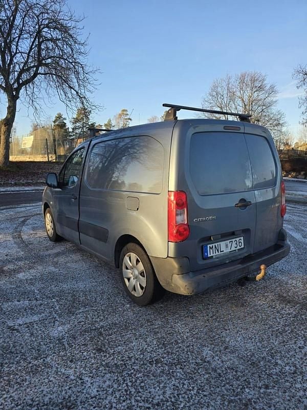 Begagnad Citroën Berlingo 90 HK (66 kW) 2008 Minibuss