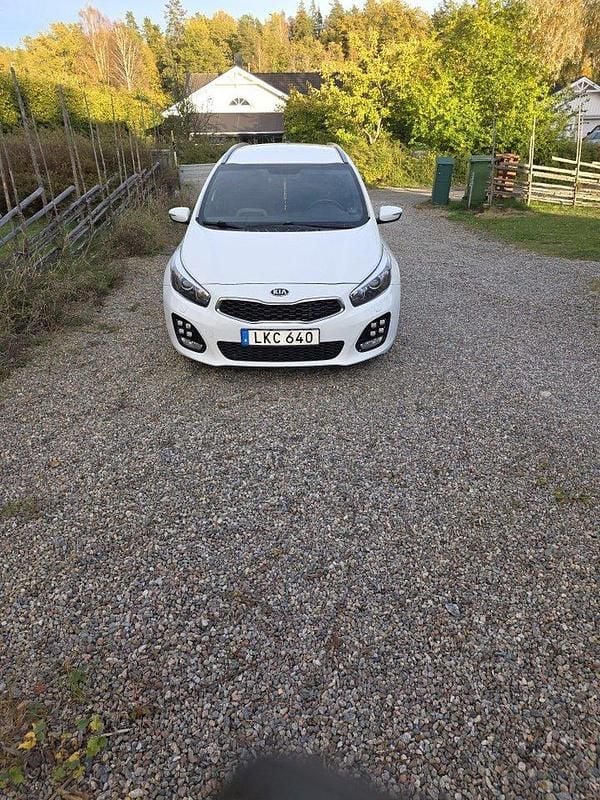 Begagnad 2016 Kia Ceed Kombi | 130 000 kr (Lite dyr) - Bild 1/3