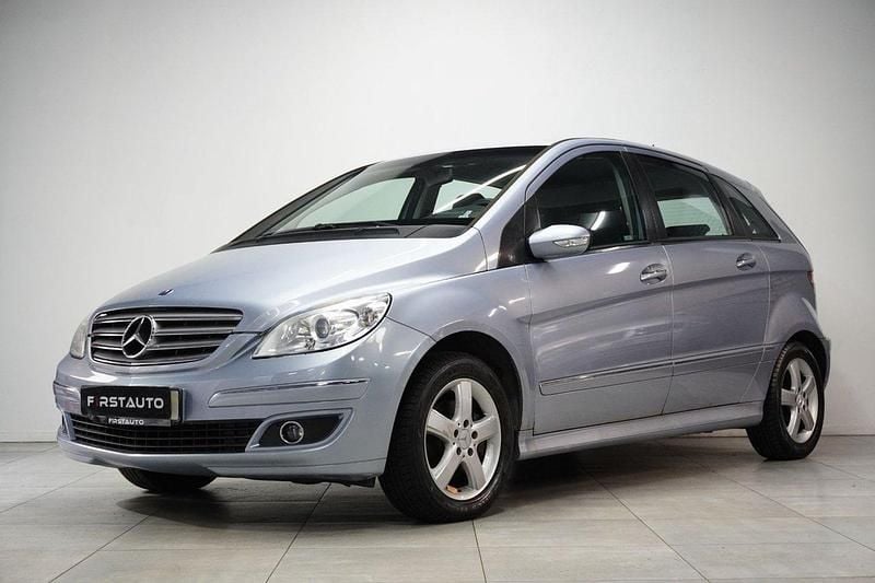 Ljusblå Begagnad 2006 Mercedes B200 Minibuss | 59 900 kr (Marknadspris) - Bild 1/4