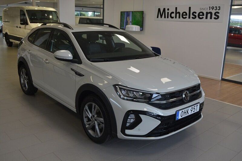 Grå Begagnad 2022 VW Taigo R-line SUV | 249 900 kr (Marknadspris) - Bild 1/4
