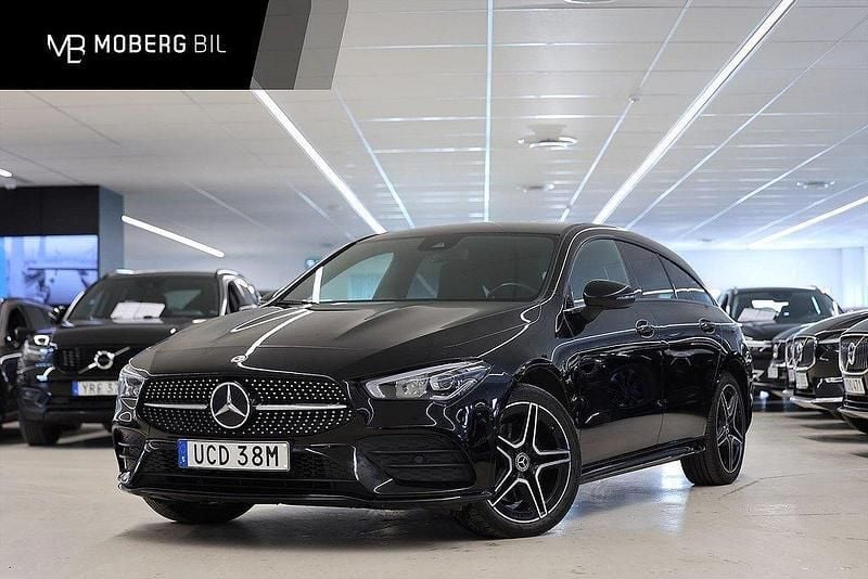 Svart Begagnad 2022 Mercedes CLA250e Shooting Brake AMG Kombi | 289 900 kr (Lite dyr) - Bild 1/3