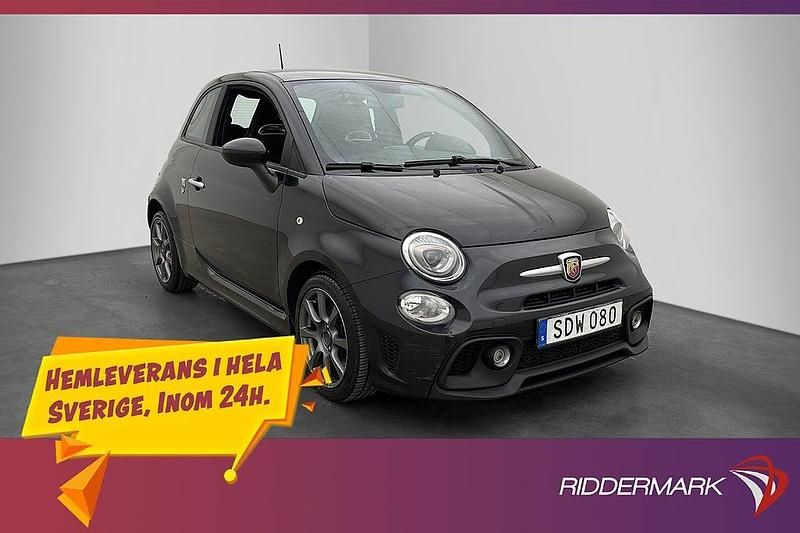 Svart Begagnad 2018 Abarth 595 Halvkombi | 139 900 kr - Bild 1/3