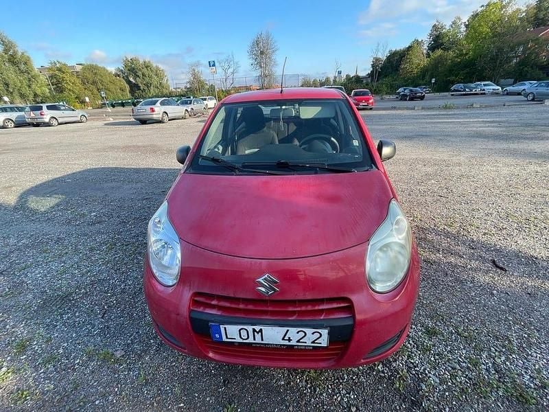 Begagnad Suzuki Alto 68 HK (50 kW) 2011 Halvkombi
