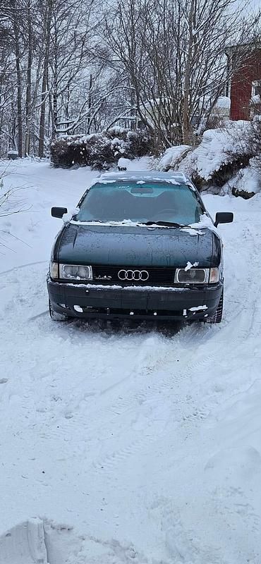 Begagnad Audi Quattro 115 HK (84 kW) 1991 Sportkupé