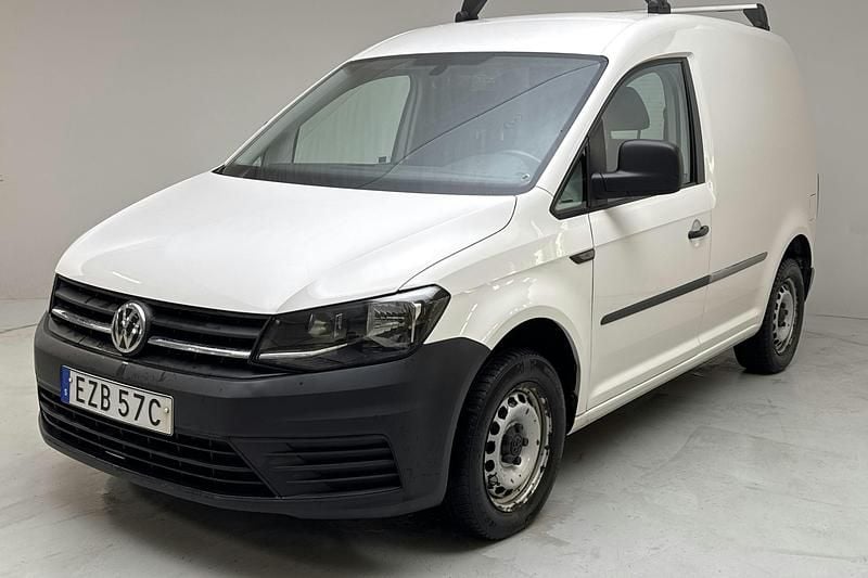 Begagnad VW Caddy 75 HK (55 kW) 2019 Vit Minibuss