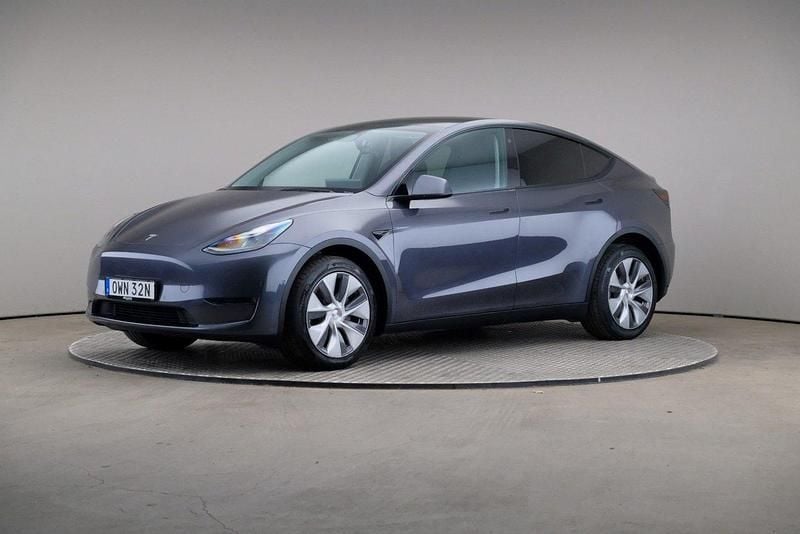 Grå Begagnad 2022 Tesla Model Y Long Range AWD SUV | 395 000 kr - Bild 1/4