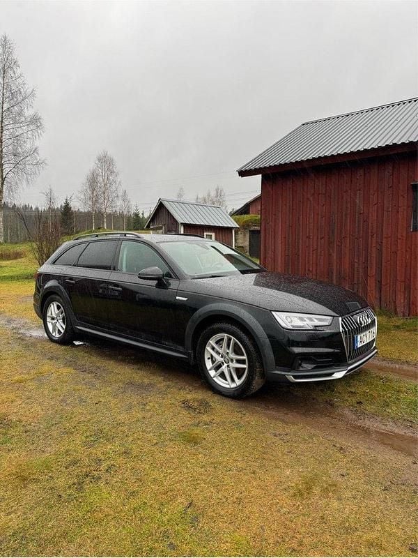 Svart Begagnad 2018 Audi A4 Allroad Proline Kombi | 229 500 kr (Marknadspris) - Bild 1/4