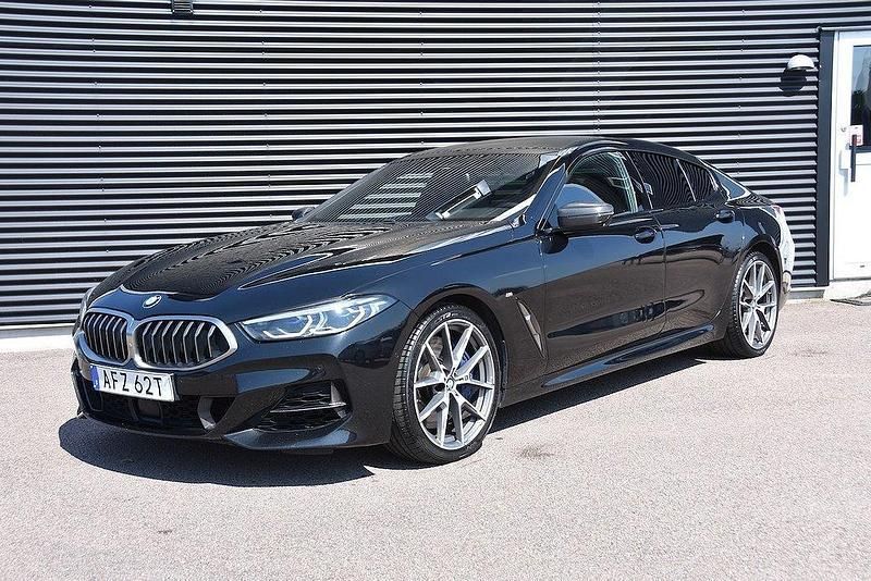 Svart Begagnad 2019 BMW M850 Sportkupé | 699 900 kr (Marknadspris) - Bild 1/4