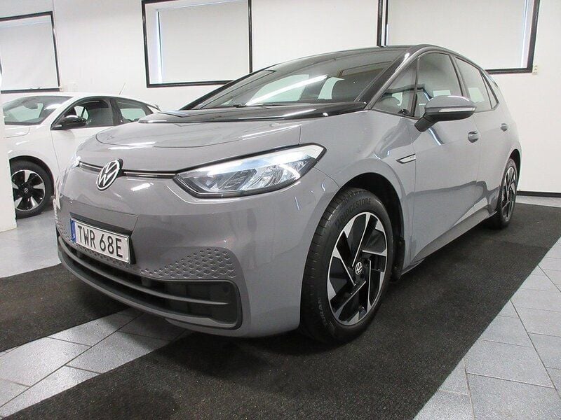 Grå Begagnad 2021 VW ID.3 Pro Performance Halvkombi | 179 500 kr (Marknadspris) - Bild 1/4