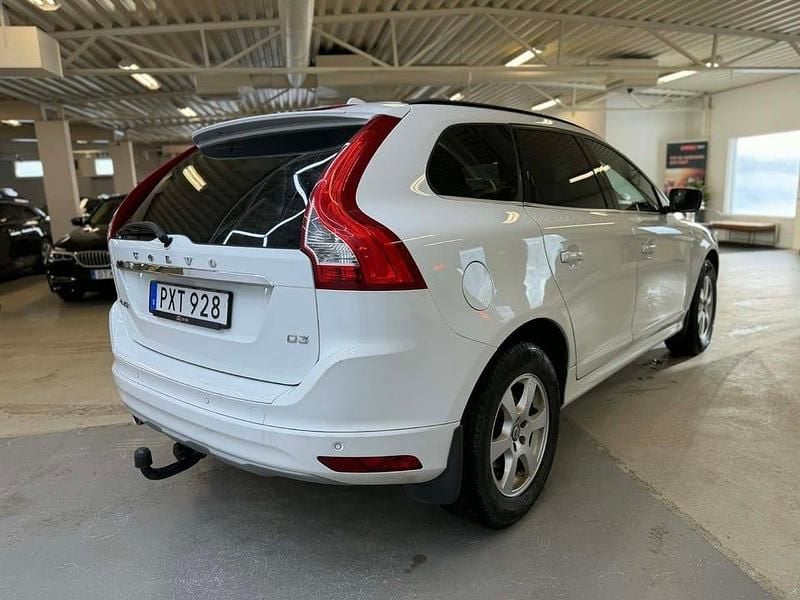 Begagnad Volvo XC60 Momentum 150 HK (110 kW) 2015 Vit SUV