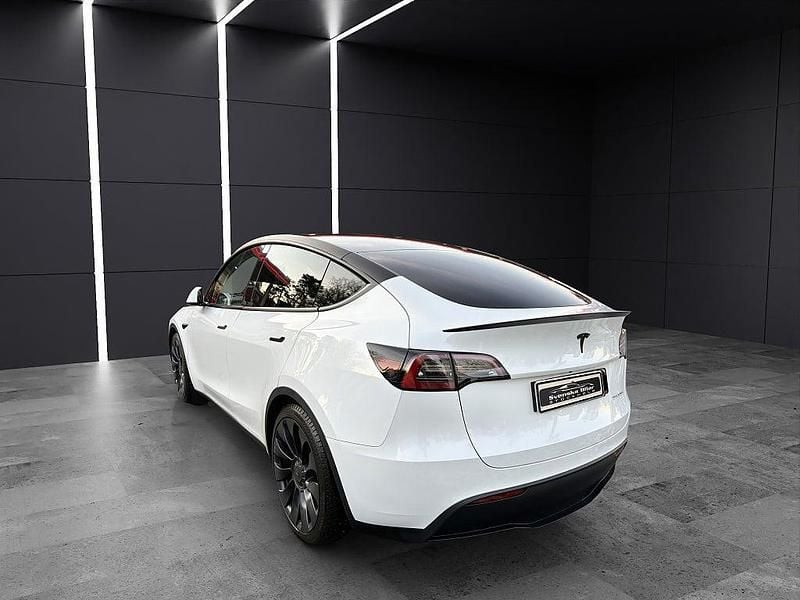 Begagnad Tesla Model Y Performance 392 kW (534 HK) 2023 Vit SUV