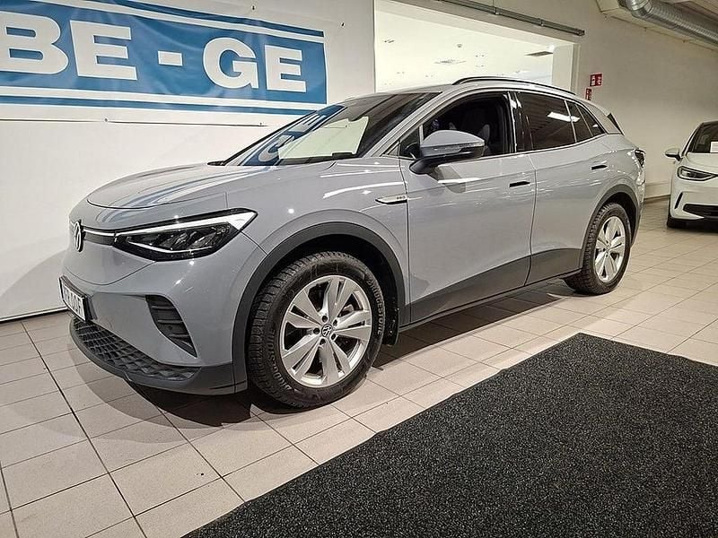 Grå Begagnad 2022 VW ID.4 Pro Performance SUV | 319 900 kr (Bra pris) - Bild 1/4