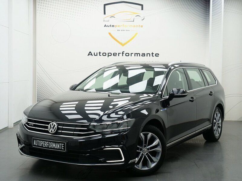 Svart Begagnad 2020 VW Passat GTE Kombi | 229 000 kr (Marknadspris) - Bild 1/4