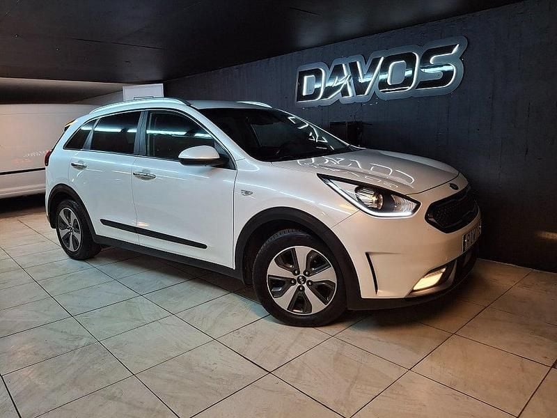 Begagnad Kia Niro Advance 141 HK (103 kW) 2017 Vit SUV