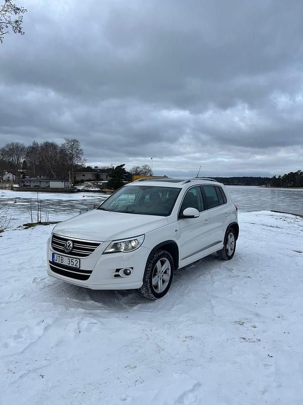 Begagnad VW Tiguan 200 HK (147 kW) 2009 SUV