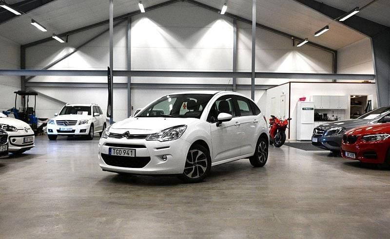 Vit Begagnad 2016 Citroën C3 Halvkombi | 74 900 kr (Marknadspris) - Bild 1/4