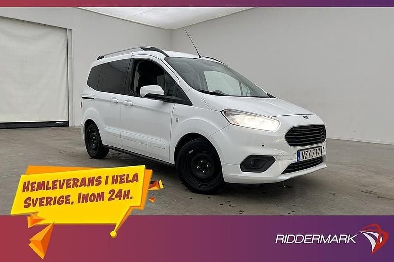 Begagnad Ford Tourneo 101 HK (74 kW) 2018 Vit Minibuss