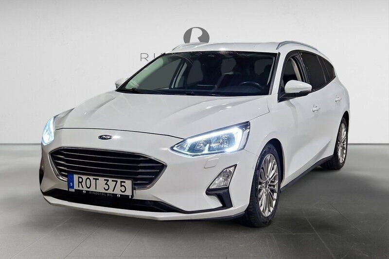 Vit Begagnad 2018 Ford Focus Titanium Kombi | 149 900 kr (Marknadspris) - Bild 1/3