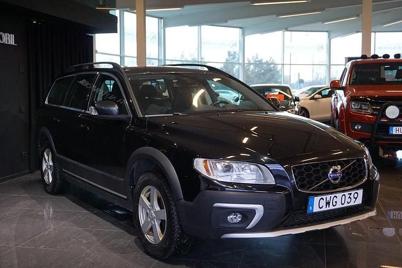 Begagnad Volvo XC70 Momentum 181 HK (133 kW) 2014 Svart Kombi