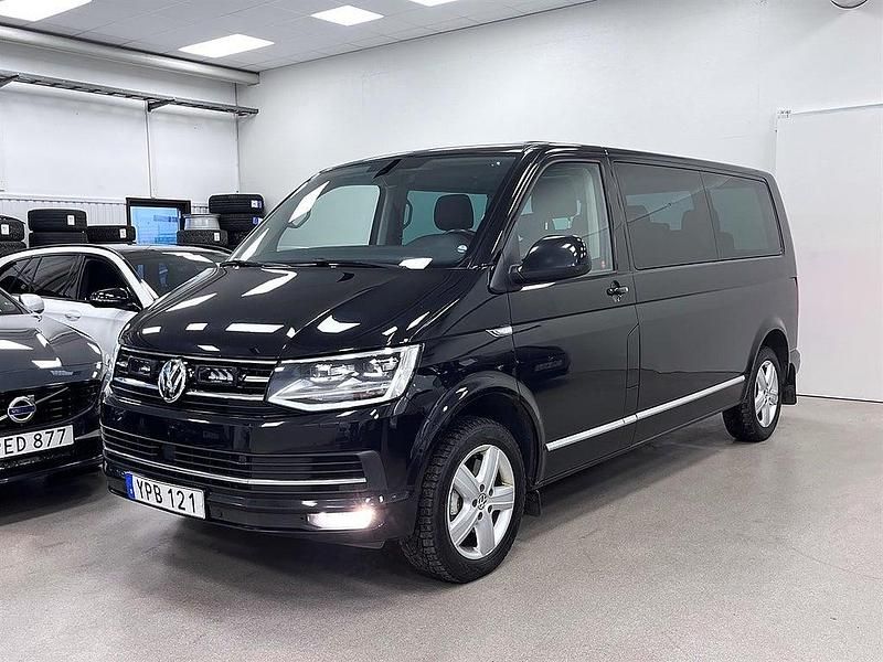 Svart Begagnad 2017 VW Multivan Highline Van | 499 900 kr - Bild 1/4
